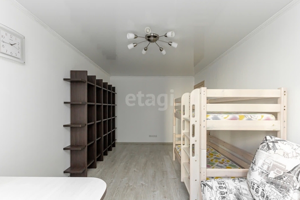 
   Продам 3-комнатную, 98.4 м², Сиреневая ул, 4

. Фото 4.