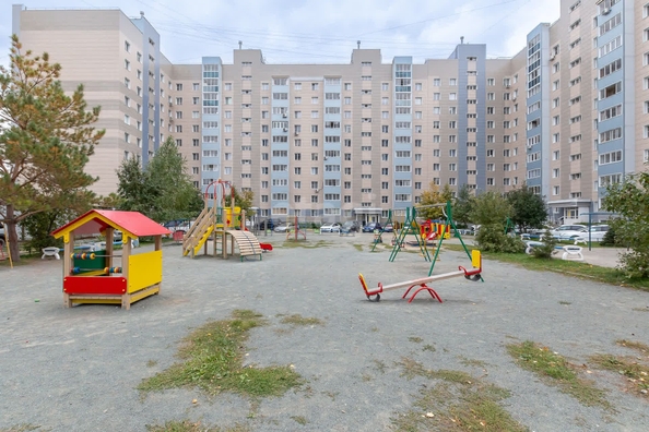 
   Продам 2-комнатную, 52 м², Сергея Ускова ул, 3

. Фото 6.