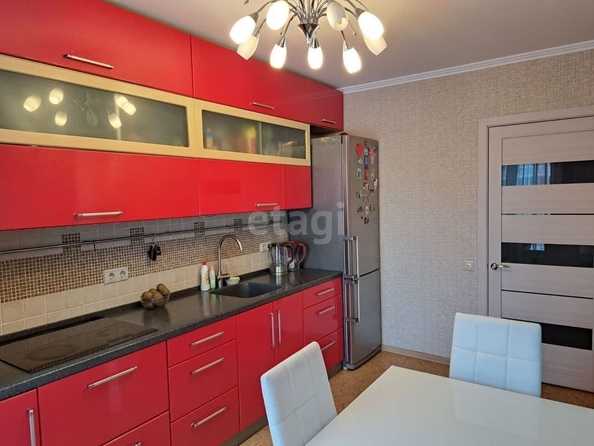 
   Продам 3-комнатную, 80.8 м², Малахова ул, 148

. Фото 10.