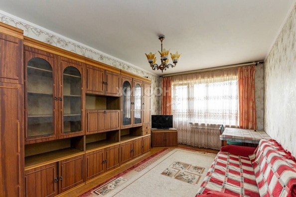 
   Продам 3-комнатную, 60 м², Панфиловцев ул, 16

. Фото 1.