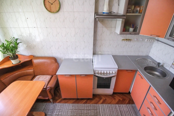 
   Продам 2-комнатную, 43.7 м², Антона Петрова ул, 152

. Фото 1.