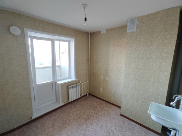 
   Продам 2-комнатную, 44 м², Сергея Ускова ул, 22

. Фото 3.