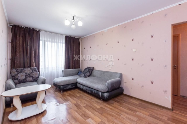 
   Продам 1-комнатную, 32.9 м², Малахова ул, 160

. Фото 7.