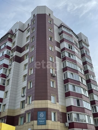 
   Продам 2-комнатную, 69.7 м², Малахова ул, 158

. Фото 1.