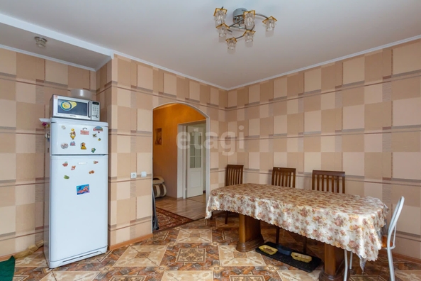 
   Продам дом, 280 м², Барнаул

. Фото 6.