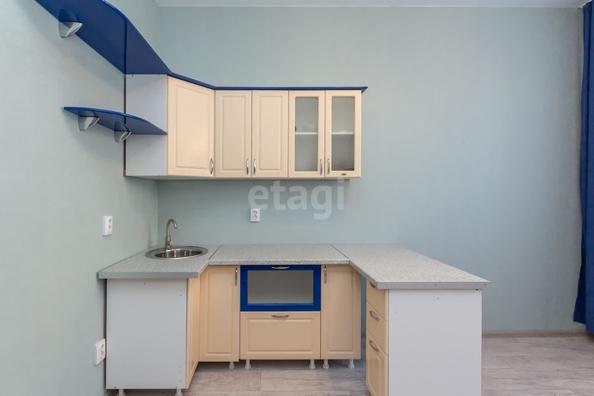 
   Продам 1-комнатную, 15.7 м², Коммунаров пр-кт, 120Д

. Фото 7.