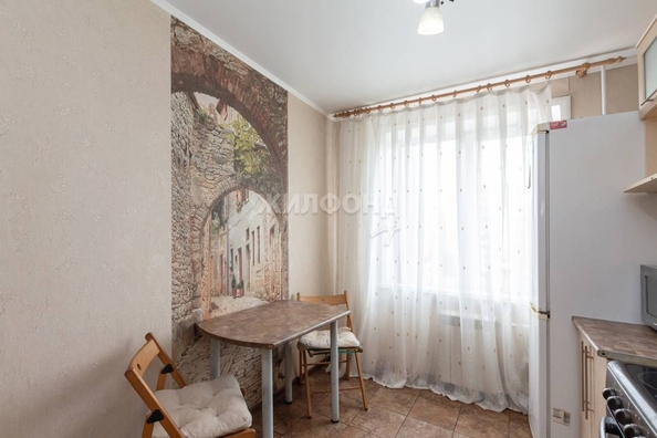 
   Продам 3-комнатную, 66 м², 

. Фото 5.