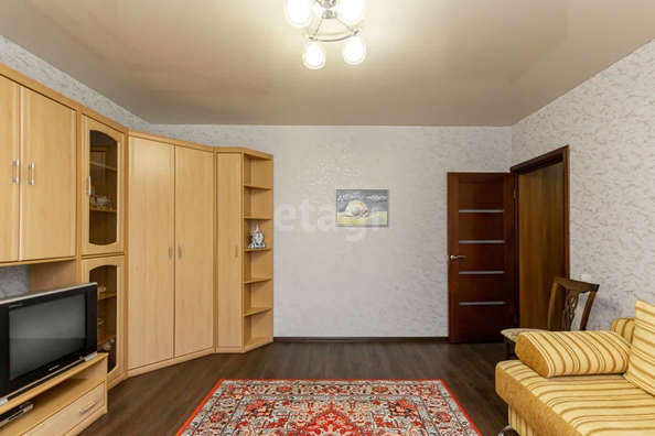 
   Продам 2-комнатную, 53.8 м², Змеиногорский тракт, 120/12

. Фото 6.