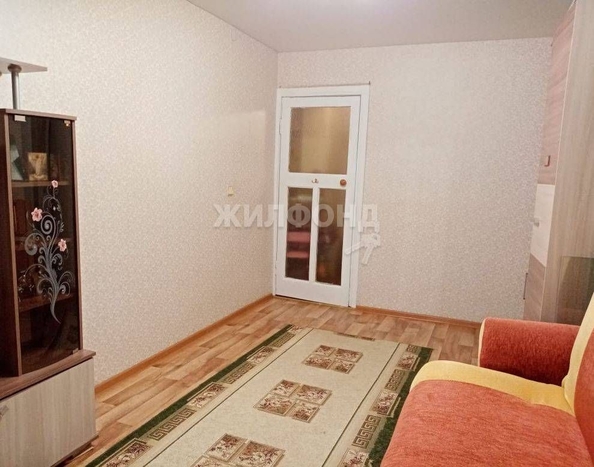 
   Продам 3-комнатную, 52.1 м², Ощепкова ул, 38

. Фото 4.