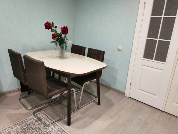 
   Продам 3-комнатную, 77 м², Южный Власихинский проезд, 38

. Фото 8.