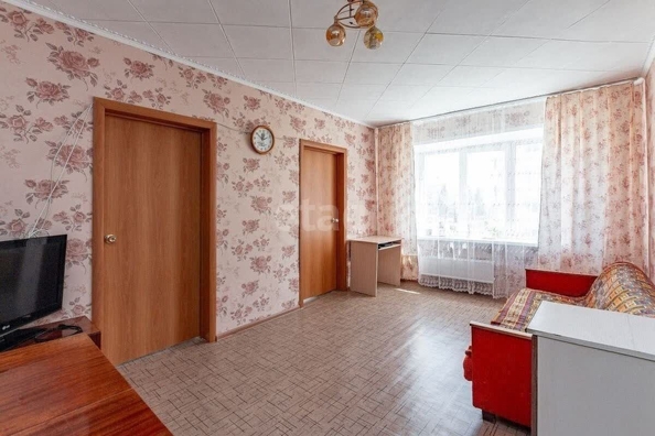 
   Продам 4-комнатную, 61.9 м², Кедровая ул, 3

. Фото 7.