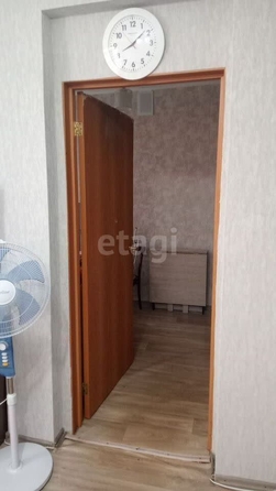 
   Продам 3-комнатную, 62 м², Островского ул, 4

. Фото 2.