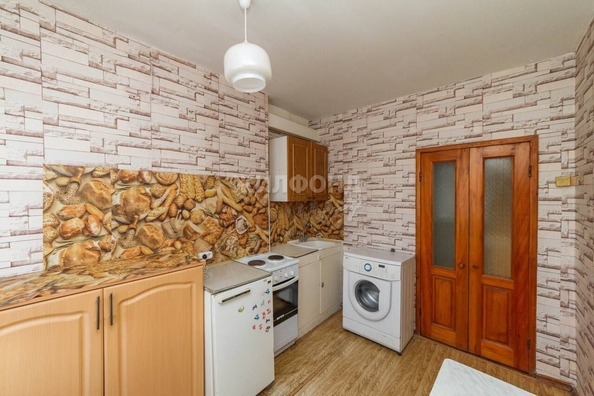 
   Продам 1-комнатную, 36 м², Гущина ул, 211Б

. Фото 5.