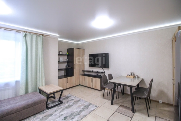 
   Продам 4-комнатную, 100 м², Новгородская ул, 26

. Фото 8.