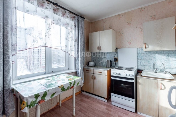 
   Продам 1-комнатную, 32.9 м², Шукшина ул, 9

. Фото 5.