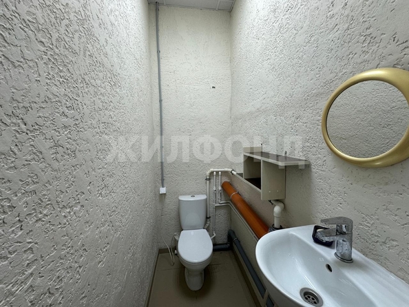 
  Продается универсальное помещение, 55 м², Змеиногорский тракт, д. 104п/7
. Фото 9.