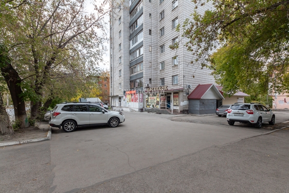 
  Продается универсальное помещение, 128 м², Антона Петрова ул, д. 203
. Фото 3.