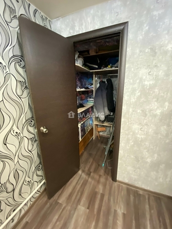 
  Продается 1-комн. квартира, 31.8 м², Декабристов ул, д. 33
. Фото 2.