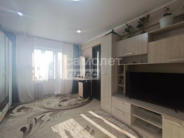
  Продается 3-комн. квартира, 45 м², Победы б-р, д. 10
. Фото 4.