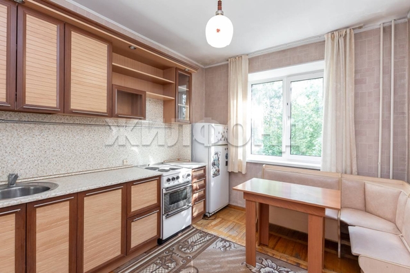 
  Продается 1-комн. квартира, 40.4 м², Павловский тракт
. Фото 1.