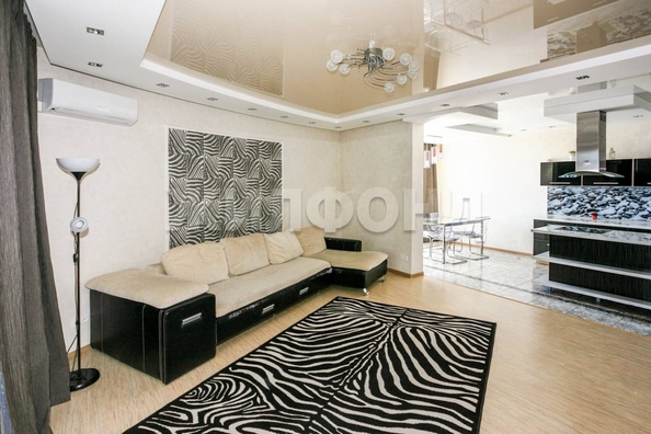 
  Продается 3-комн. квартира, 111.3 м², Приречная ул
. Фото 3.