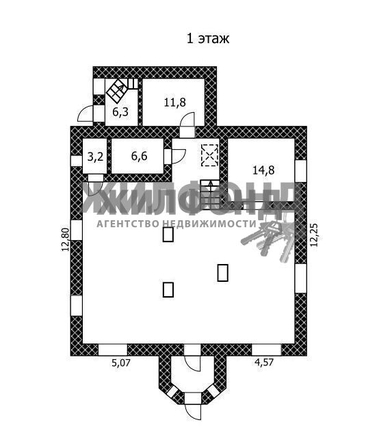 
  Продается универсальное помещение, 493 м², Есенина ул, д. 109а
. Фото 2.