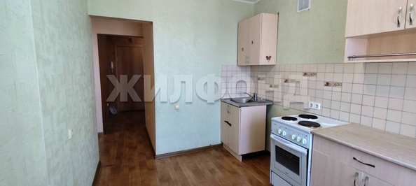 
  Продается 1-комн. квартира, 32.9 м², Малахова ул, д. 87б
. Фото 2.
