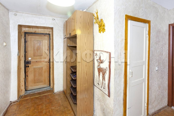 
  Продается 1-комн. квартира, 37 м², Малахова ул, д. 120
. Фото 9.