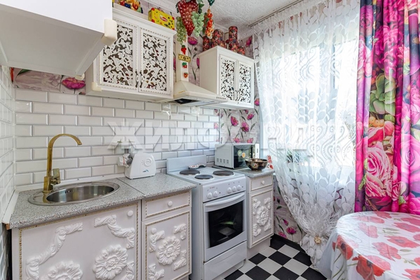 
  Продается 2-комн. квартира, 44.2 м², Гущина ул, д. 203
. Фото 1.