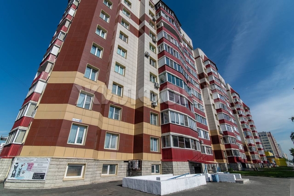 
  Продается 2-комн. квартира, 69.7 м², Малахова ул, д. 158
. Фото 15.