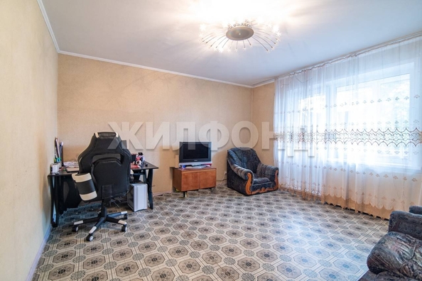 
  Продается 2-комн. квартира, 58.2 м², Сиреневая ул, д. 1
. Фото 3.
