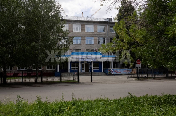 
  Продается 3-комн. квартира, 56 м², Чеглецова ул, д. 23
. Фото 23.