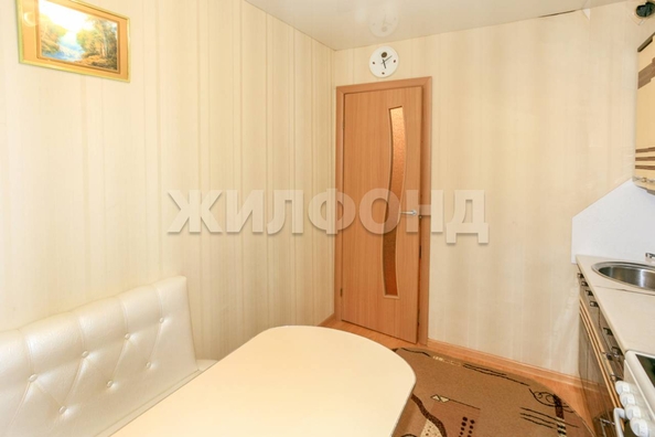 
  Продается 3-комн. квартира, 66 м², Юрина ул, д. 208
. Фото 6.