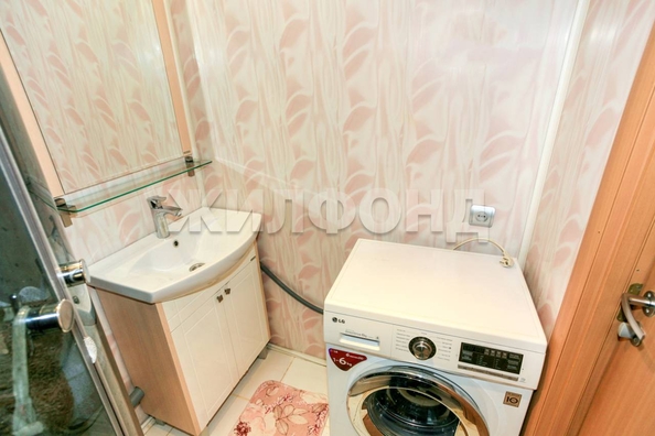 
  Продается 3-комн. квартира, 66 м², Юрина ул, д. 208
. Фото 9.