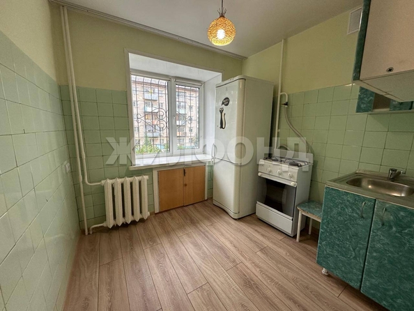 
  Продается 1-комн. квартира, 31 м², Георгия Исакова ул, д. 147
. Фото 5.