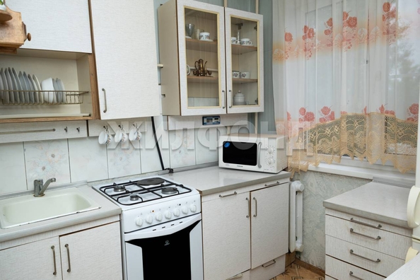
  Продается 1-комн. квартира, 30.4 м², Юрина ул
. Фото 2.
