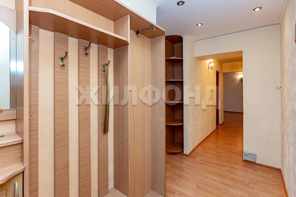 
  Продается 2-комн. квартира, 74.9 м², Малахова ул
. Фото 8.