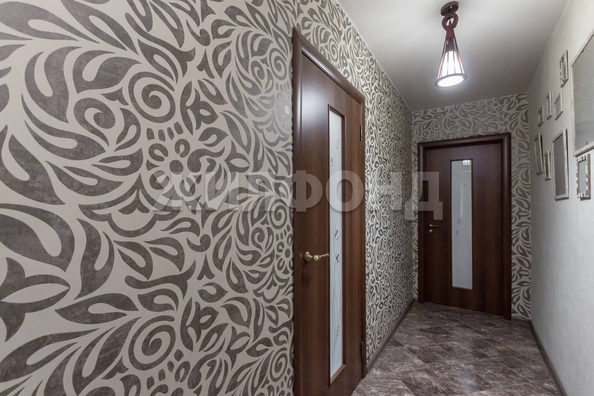 
  Продается 2-комн. квартира, 59 м², Лазурная ул
. Фото 9.
