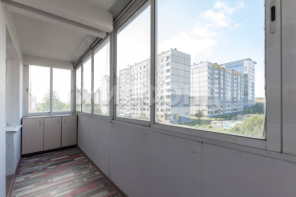 
  Продается 2-комн. квартира, 59 м², Лазурная ул
. Фото 18.