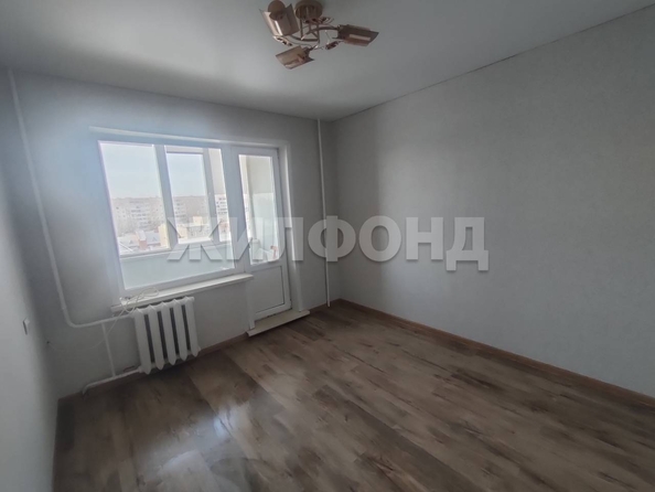 
  Продается 3-комн. квартира, 60.2 м², Попова ул
. Фото 3.