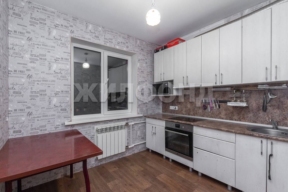 
  Продается 3-комн. квартира, 61 м², Веры Кащеевой ул, д. 7
. Фото 2.