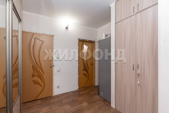 
  Продается 3-комн. квартира, 61 м², Веры Кащеевой ул, д. 7
. Фото 3.