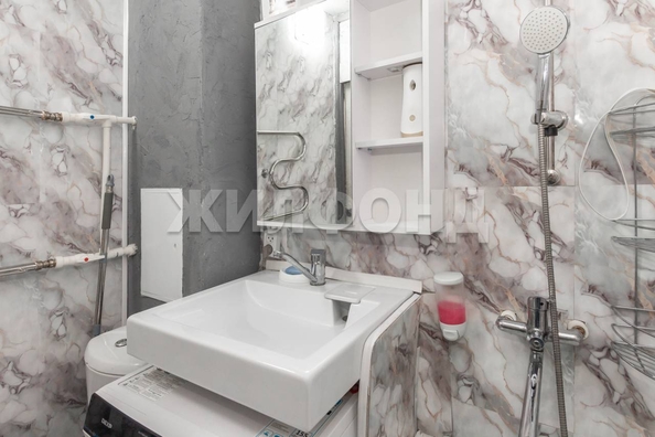 
  Продается 3-комн. квартира, 57.2 м², Глушкова ул
. Фото 9.