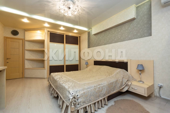 
  Продается 4-комн. квартира, 151 м², Профинтерна ул, д. 38а
. Фото 3.