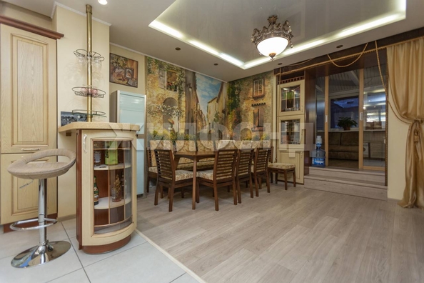 
  Продается 4-комн. квартира, 151 м², Профинтерна ул, д. 38а
. Фото 17.