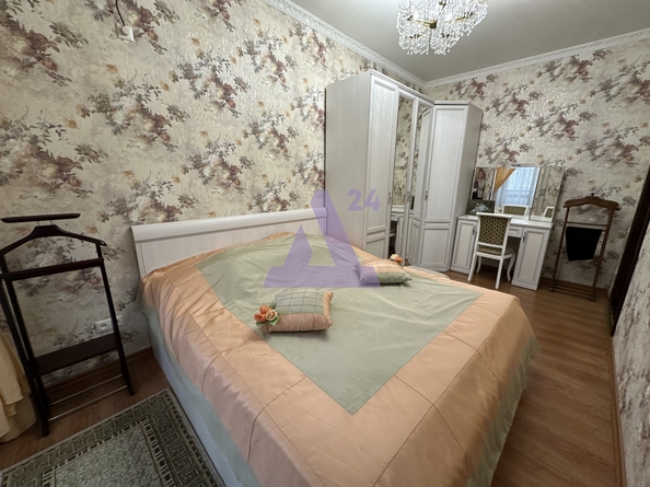 
  Продается 4-комн. квартира, 95 м², Ленина пр-кт, д. 65
. Фото 4.