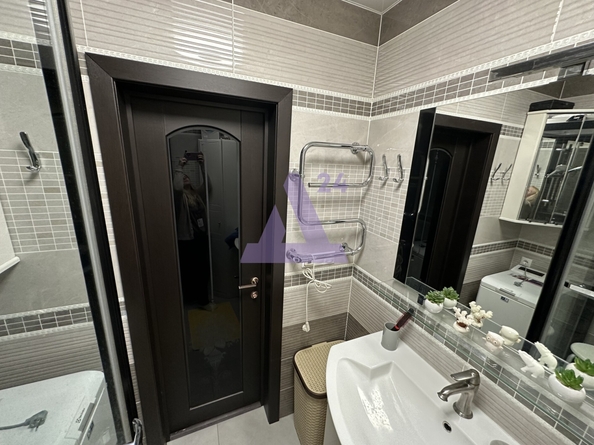 
  Продается 4-комн. квартира, 95 м², Ленина пр-кт, д. 65
. Фото 12.