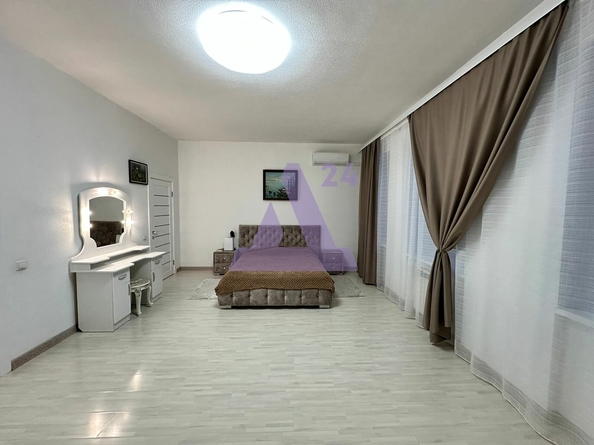 
  Продается 4-комн. квартира, 127 м², Папанинцев ул, д. 134
. Фото 17.