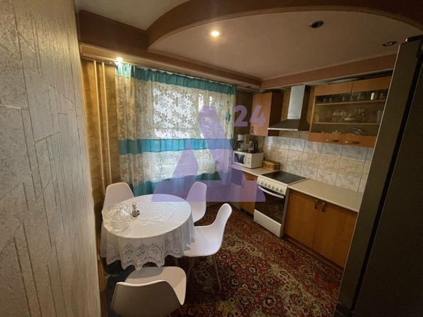 
  Продается 3-комн. квартира, 68.2 м², Шумакова ул, д. 53
. Фото 4.