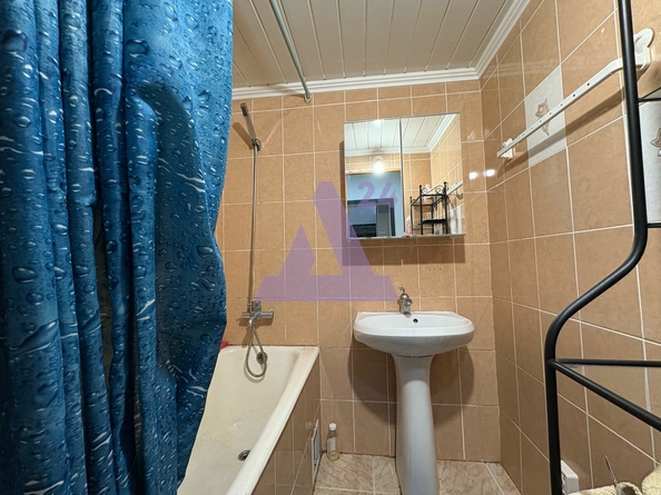 
  Продается 3-комн. квартира, 61.5 м², Островского ул, д. 10
. Фото 18.